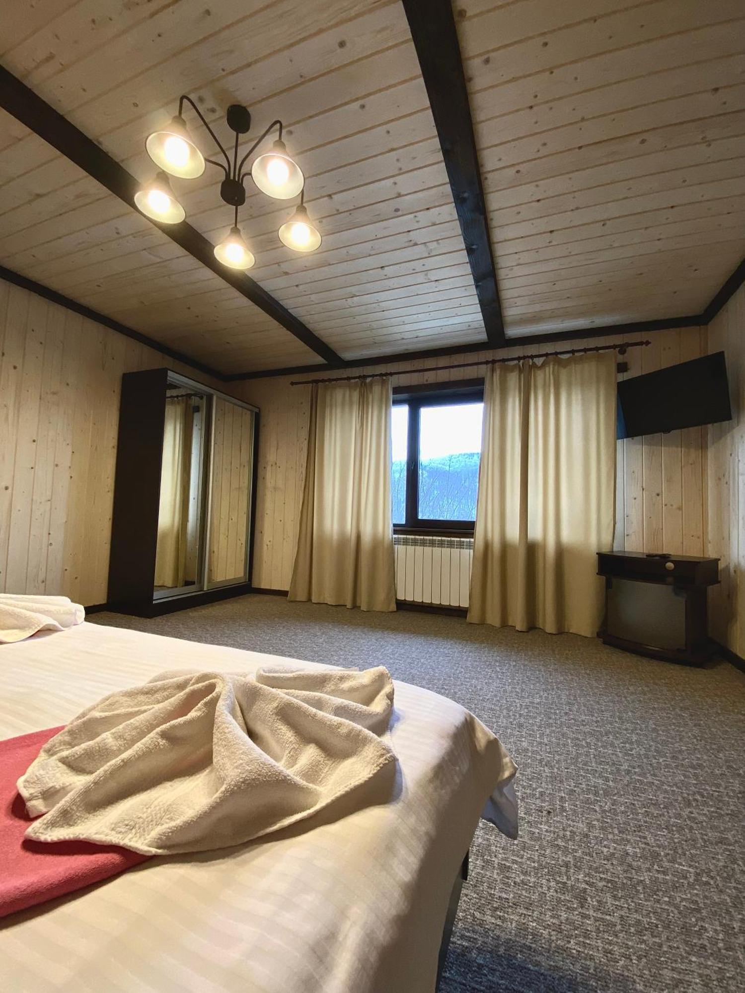 Guculka Apartments Jaremče Esterno foto